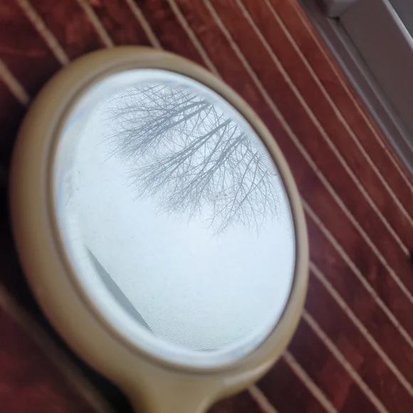 Vintage Handheld Mirror - Picture 6 of 8